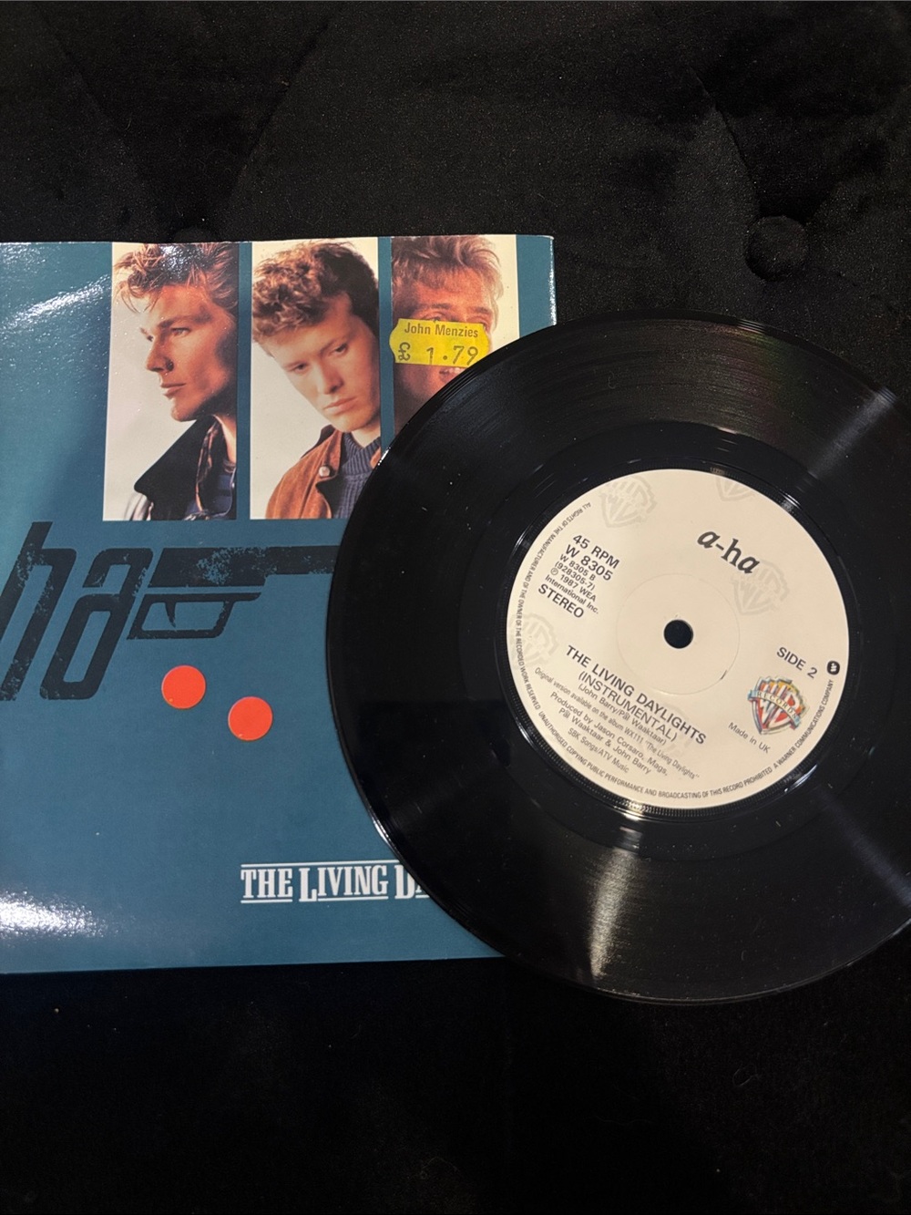 Vintage A-HA The Living Daylights 45 RPM vinyl record UK 1987